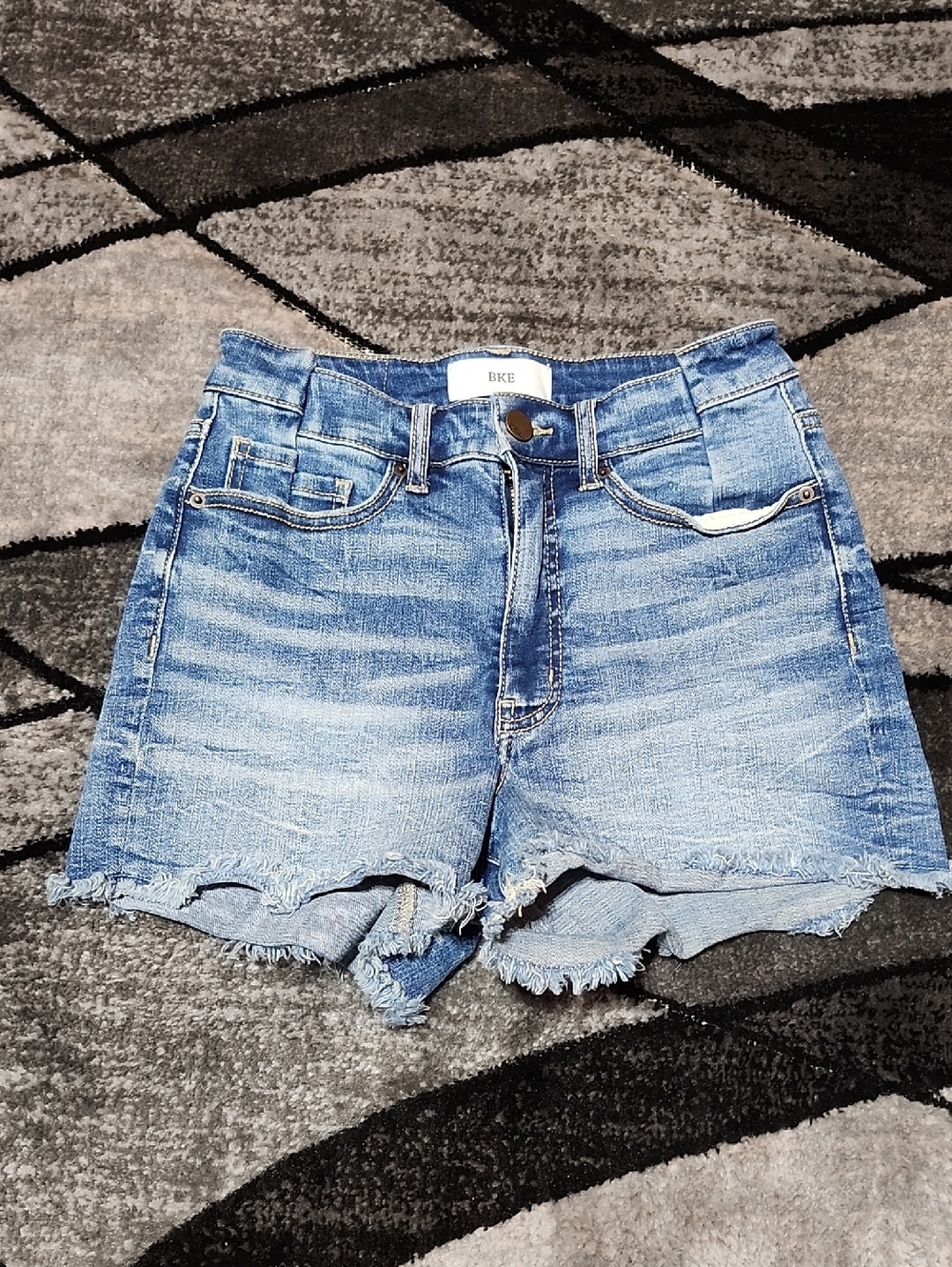 BKE BILLIE EMBROIDERED HIGH-WAISTED RAW-EDGE *ALTERED* DENIM JEAN SHORTS